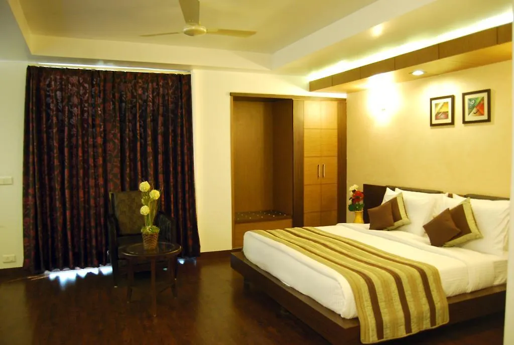 La Wisteria Hotel Delhi  3*, Delhi (National Capital Territory of India)