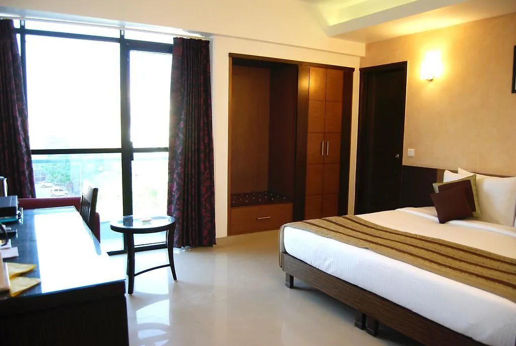 La Wisteria Hotel Delhi  3*, Delhi (National Capital Territory of India)